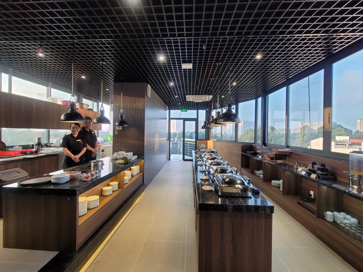 הו צ'י מין סיטי Thanh Long Hotel - Bach Dang מראה חיצוני תמונה