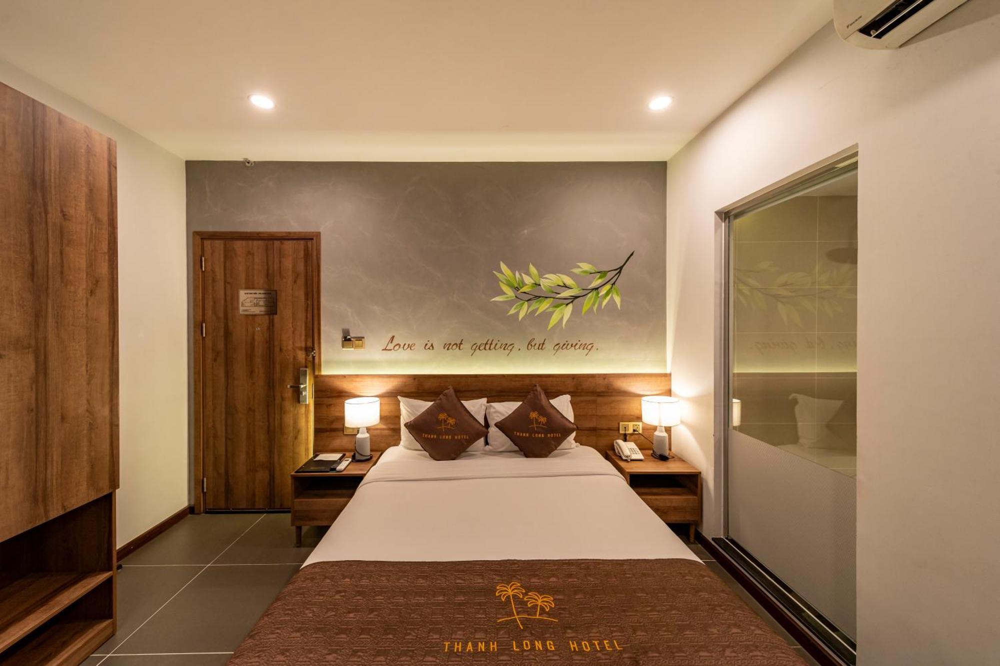 הו צ'י מין סיטי Thanh Long Hotel - Bach Dang מראה חיצוני תמונה