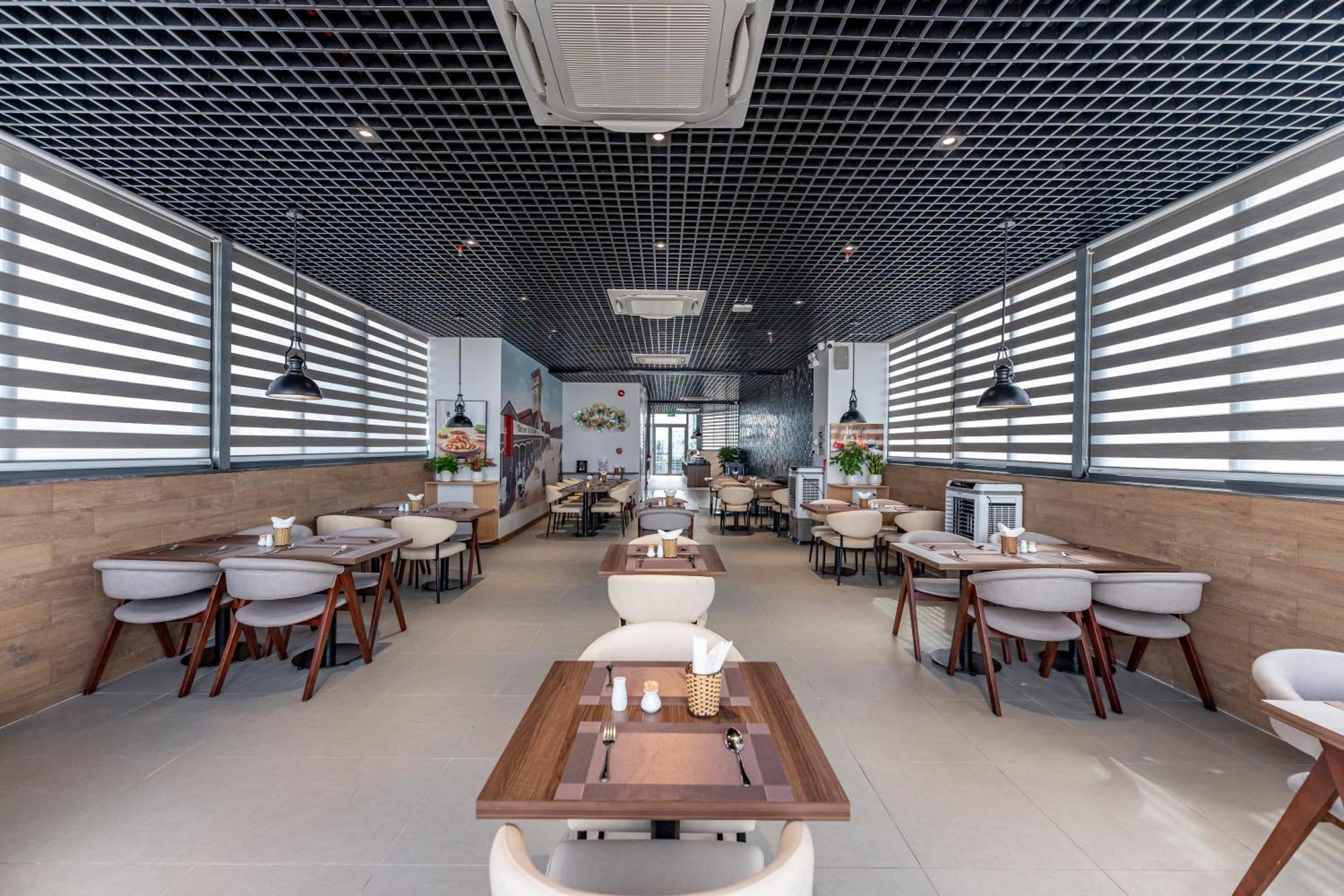 הו צ'י מין סיטי Thanh Long Hotel - Bach Dang מראה חיצוני תמונה
